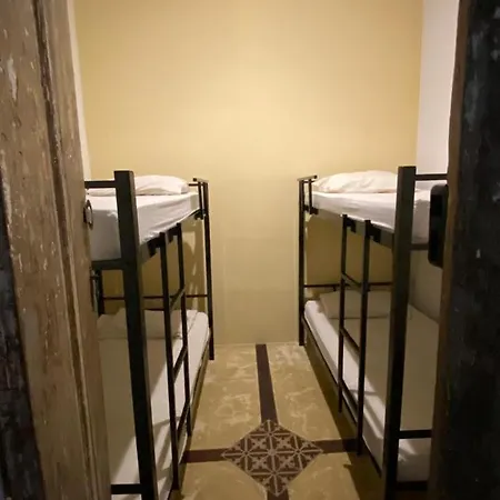 Tropicália Hostel e Pousada-2